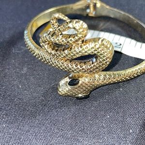 Snake clamper bracelet